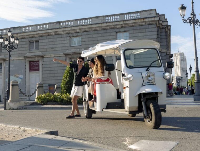 Madrid: Exclusive Panoramic Views in Tuk Tuk - Stroll Through the Historic Plaza De España