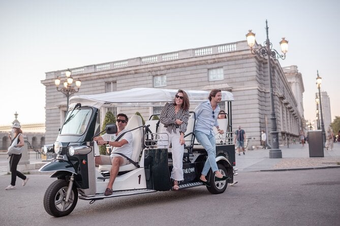 Madrid Expert PLUS Tour in Private Eco Tuk Tuk - Tour Overview