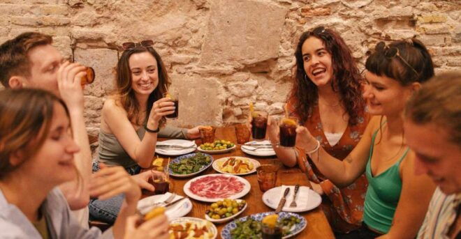 Madrid: Food Walking Tour With Drink and Local Guide - Booking Information