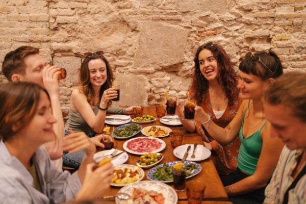 Madrid: Food Walking Tour With Drink and Local Guide - Customer Reviews