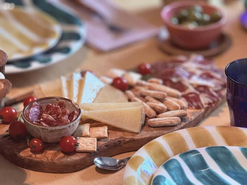 Madrid: Gourmet Spanish Brunch in Hidden Private Art Gallery - Why This Tour Works