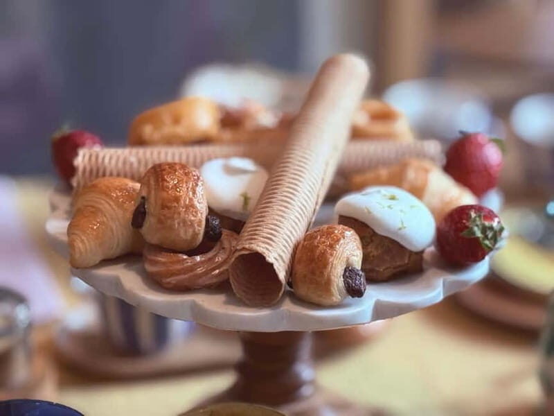 Madrid: Gourmet Spanish Brunch in Hidden Private Art Gallery - Who Should Consider This Experience