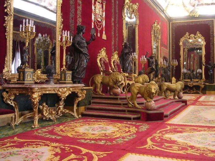 Madrid: Guided Tour of the Royal Palace With Fast Access - Preparing for Your Tour