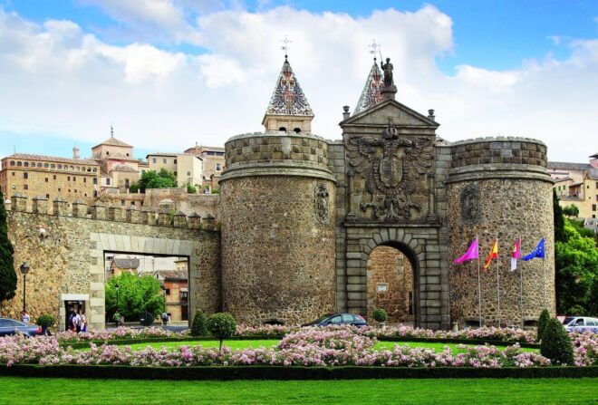 Madrid: Guided Tour of Toledo With Cathedral Visit - Important Information
