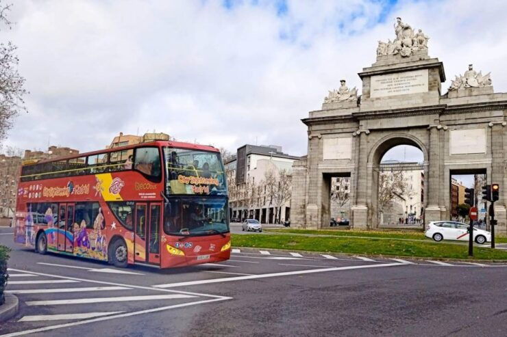 Madrid: Guided Tour to Toledo & Madrid Hop-On Hop-Off Bus - Highlights