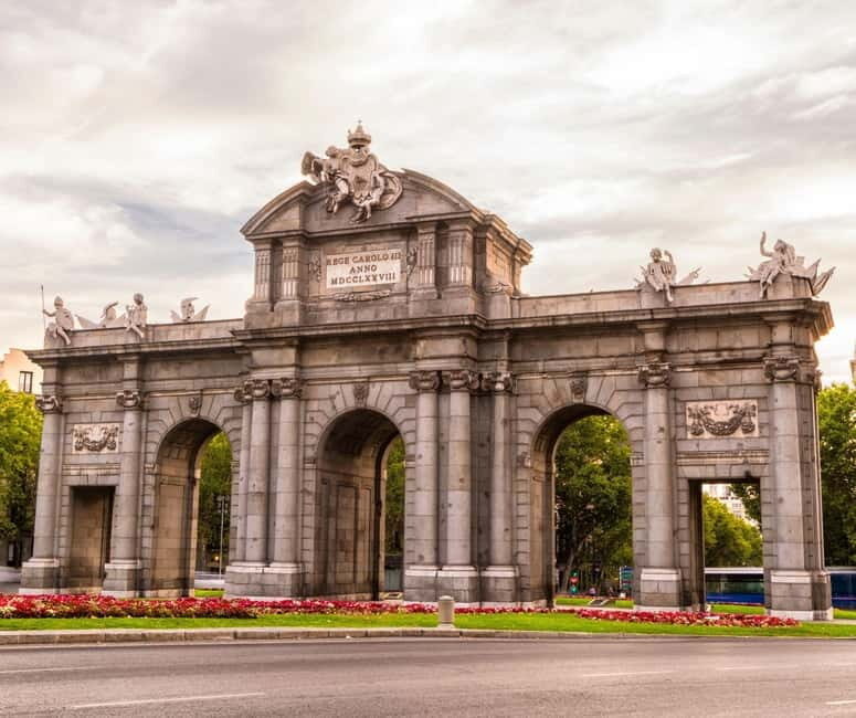 Madrid: Highlights City Tour by Electric Tuk Tuk - Who Will Love This Experience?
