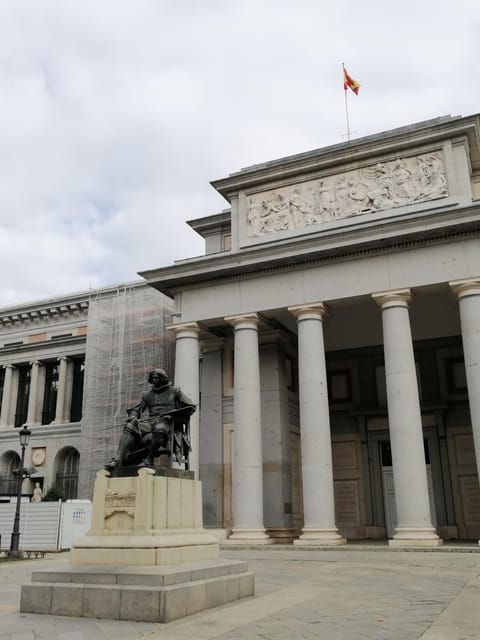 Madrid: Highlights Tour + Prado Museum Tour - Tour Features