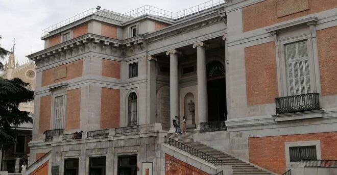 Madrid: Highlights Tour + Prado Museum Tour - Meeting Point and Requirements