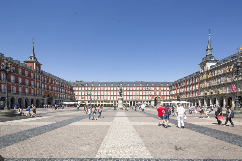 Madrid Highlights Tour with Santiago Bernabeu Stadium Visit - The return trip needs a clear answer