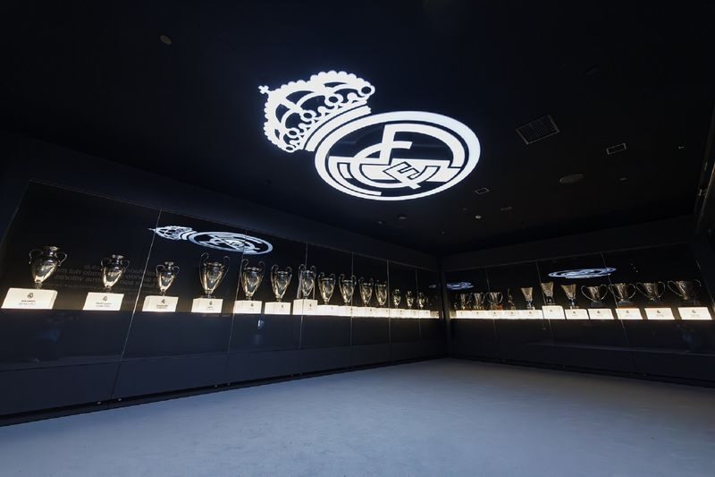 Madrid Highlights Tour with Santiago Bernabeu Stadium Visit - Who will get the most from this morning?