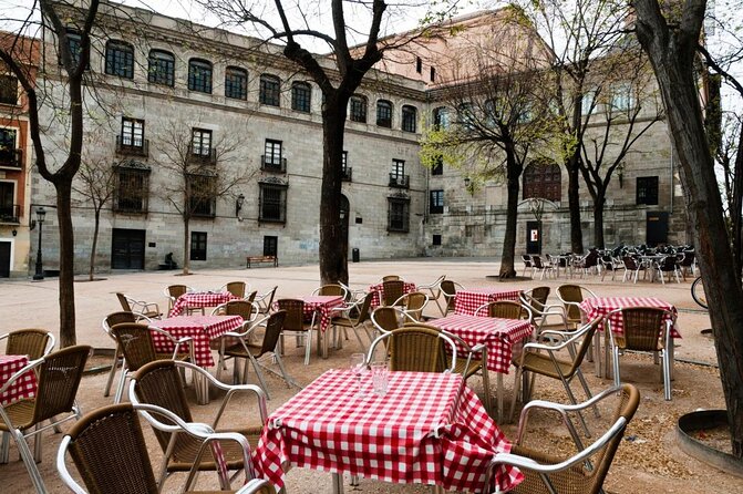 Madrid Historical Walking Tour With Wine and Food Tasting - Tour Highlights and Itinerary