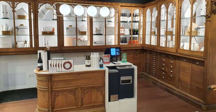 Madrid: Iberian Ham Tasting & Wine Small Group Walking Tour - Itinerary