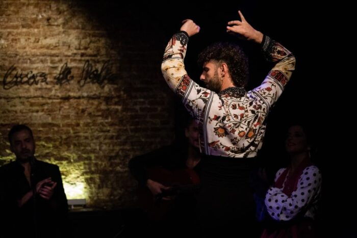 Madrid: La Cueva De Lola Flamenco Show Tickets With Drink - Frequently Asked Questions
