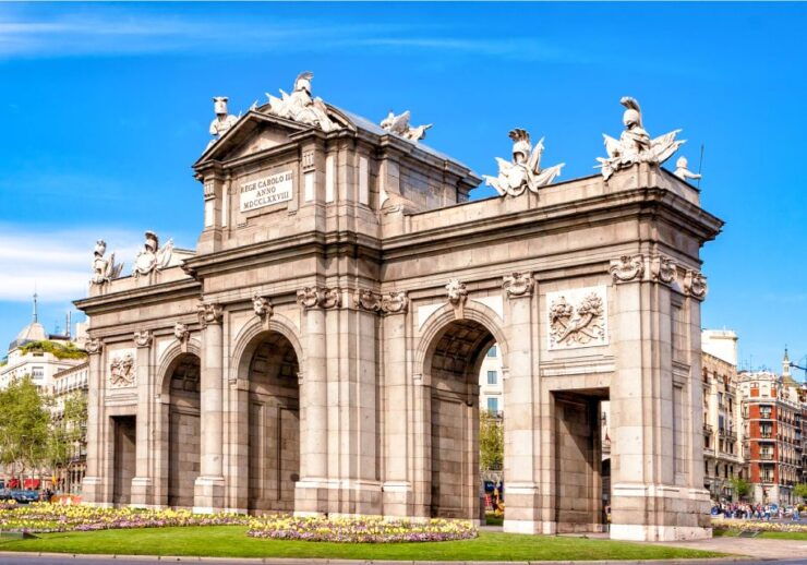 Madrid: Must-See Landmarks & Attractions Self-Guided Tour - Tour Overview