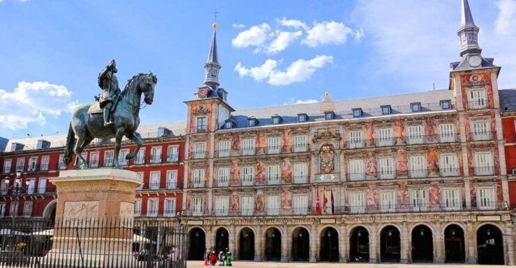 Madrid: Old Town Exploration Game - Experience Highlights