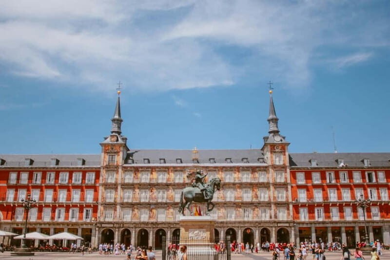 Madrid: Old Town, Poets District, and Royal Palace Tour - A Closer Look at the Tour Experience