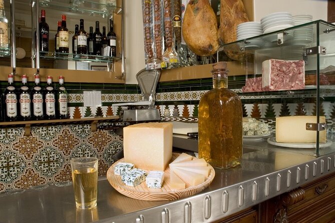 Madrid Old Town Tapas & Wine Small Group Tour - Outstanding Food and Wine