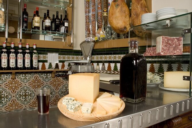 Madrid Old Town Tapas & Wine Small Group Tour - Educational and Enjoyable Experience