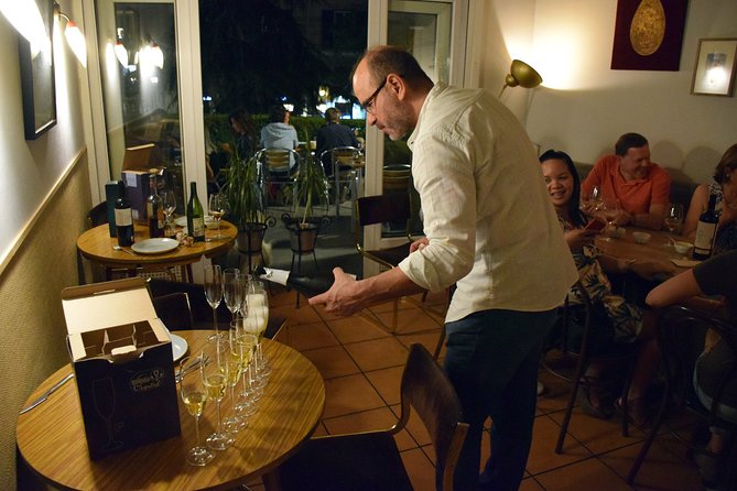 Madrid Old Town Tapas & Wine Small Group Tour - Ideal for Getting Acquainted With Madrid