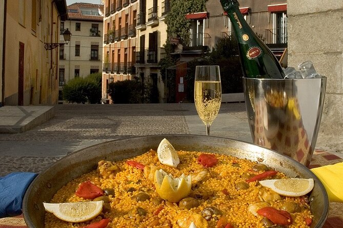 Madrid Old Town Tapas & Wine Small Group Tour - Memorable Evening of Tapas and Wine