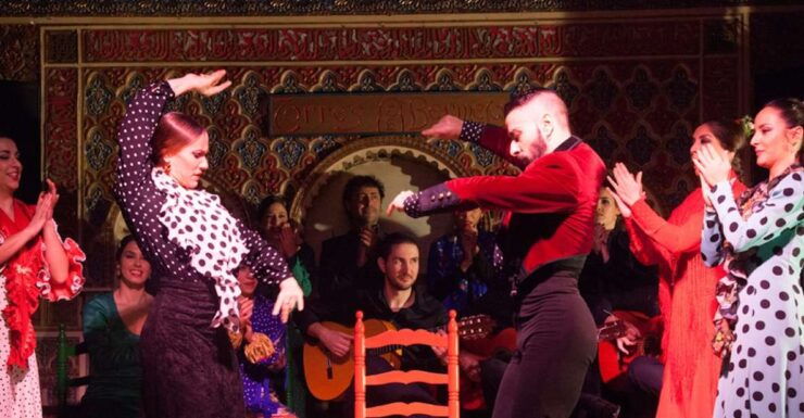 Madrid: Old Town Walking Tour and Flamenco Show - Itinerary