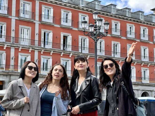 Madrid: Old Town Walking Tour and Flamenco Show - Frequently Asked Questions