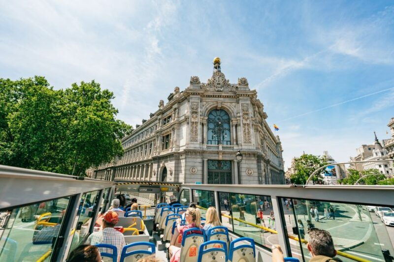 Madrid: Panoramic Route City Tour - Tour Features