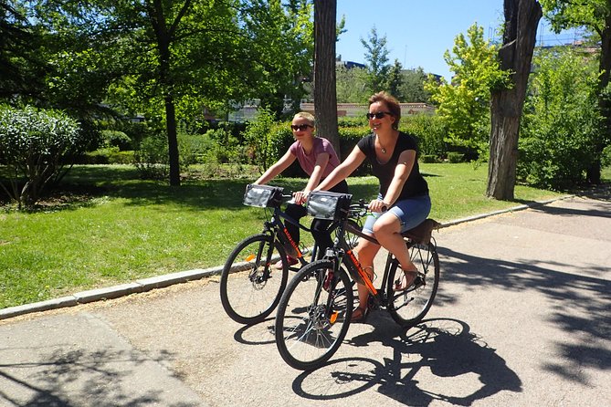 Madrid Parks & Riverside Cycle Tour - Meeting Point and Tour Schedule