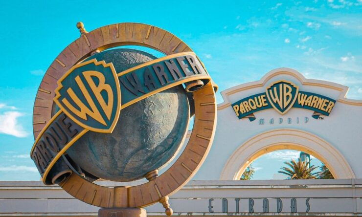 Madrid: Parque Warner Ticket and Roundtrip Transportation - Experience Highlights