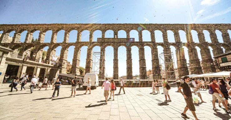 Madrid: Private 12-Hour Tour to Ávila and Segovia - Tour Duration and Cancellation Policy