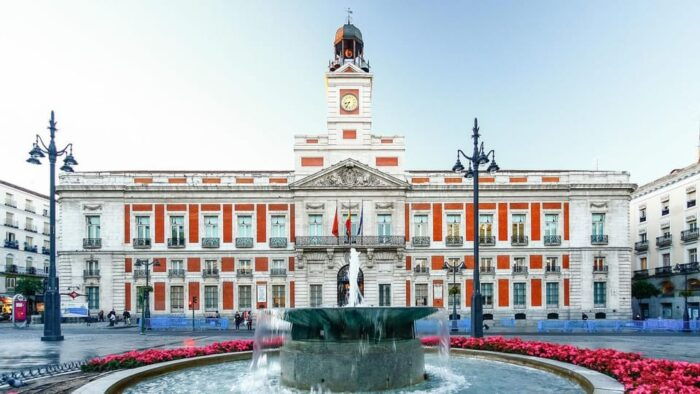 Madrid: Private 2-Hour City Highlights Tour With Local - Common Questions