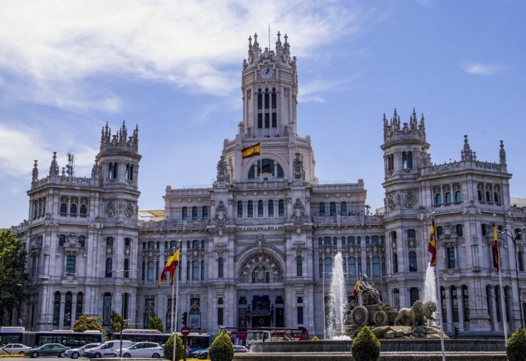 Madrid: Private Customized Walking Tour With a Local Host - Customer Reviews