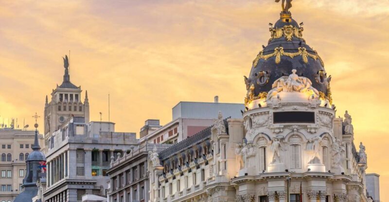 Madrid: Private Exclusive History Tour with a Local - What Makes This Tour Stand Out?
