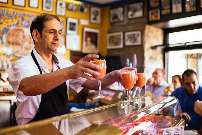 Madrid Private Food Walking Tour with 6 or 10 Tastings - The Experience: A Closer Look at the Itinerary