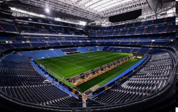 Madrid: Private Guided Tour of Real Madrid Bernabéu Stadium - Tour Duration and Languages
