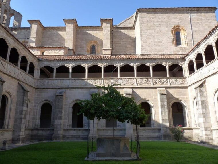 Madrid: Private Half-Day Trip to Ávila With Local Guide - Getting Ready for the Trip