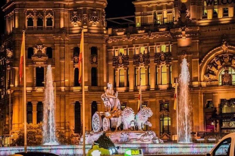 Madrid: Private Night Experience Tour With Local Guide - Good To Know