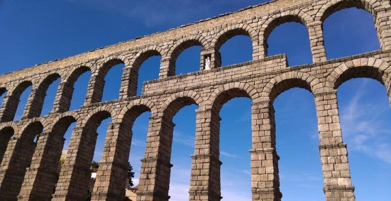 Madrid: Private Segovia Day Trip With Local Guide - Itinerary Highlights