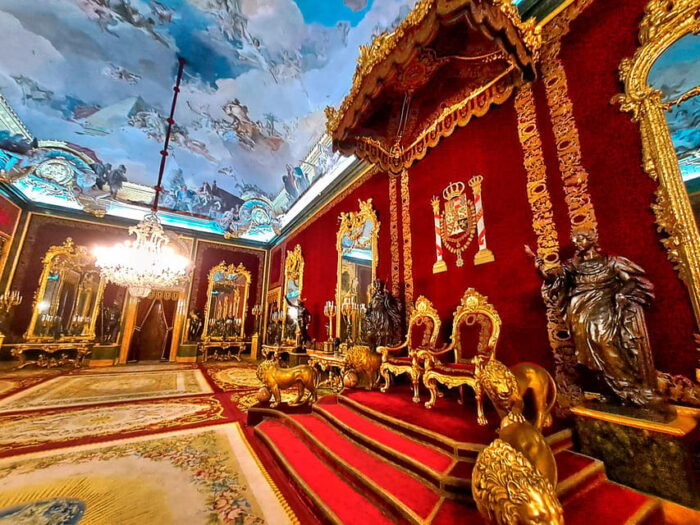 Madrid Private Tour: Royal Palace & Cathedral & Old City - Customer Testimonials