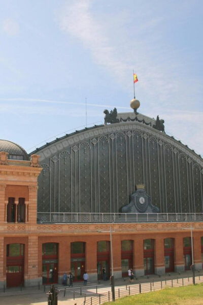 Madrid: Private Transfer To/From Madrid Barajas Airport - Frequently Asked Questions