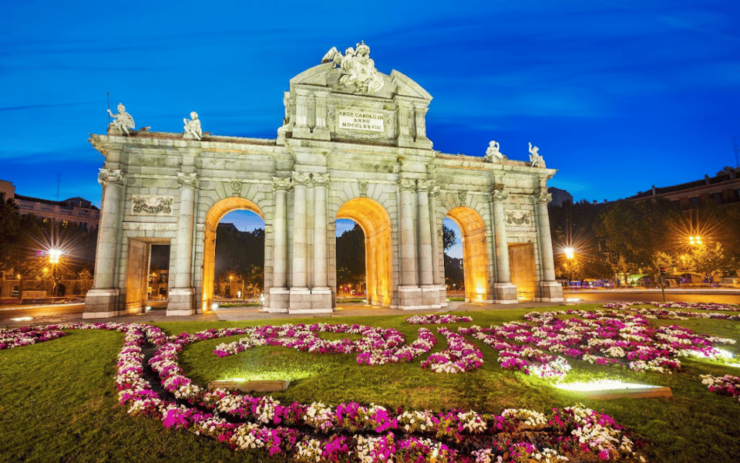 Madrid: Private Tuk Tuk City Tour - Tour Highlights