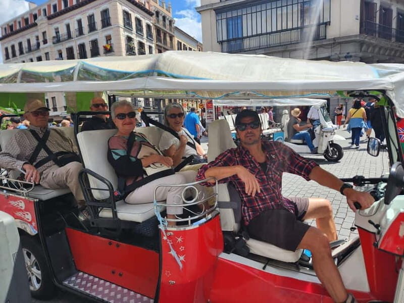 Madrid: Private Tuk Tuk Tour 1 hour - The Itinerary: From Royalty to Modern Art