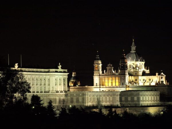 Madrid: Private Walking Tour - Stroll Through Calle Mayor