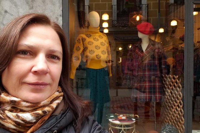 Madrid Private Walking Tour Through Glamorous Capital of Spain - Experience Madrids World-Class Museums