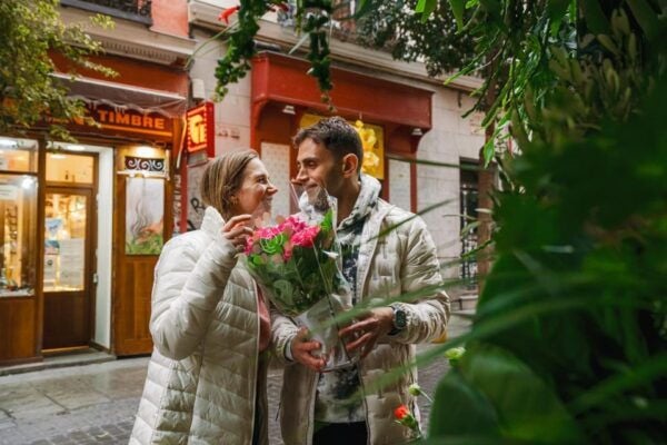 Madrid: Proposal Photoshoot for Couples - Inclusions in the Package