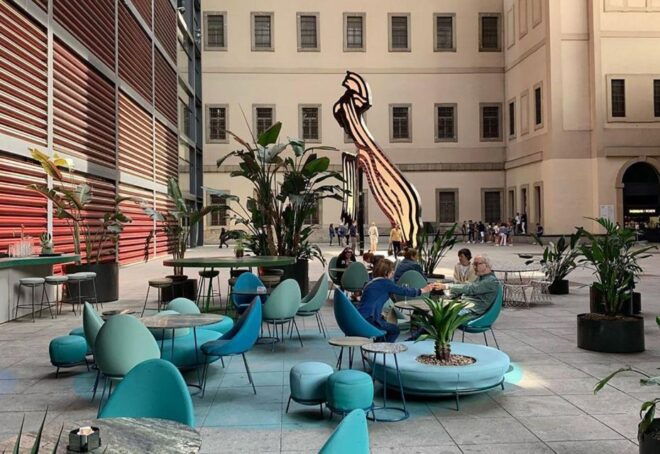 Madrid: Reina Sofia Museum Admission & Audio Tour (ENG) - Meeting Point and Important Information