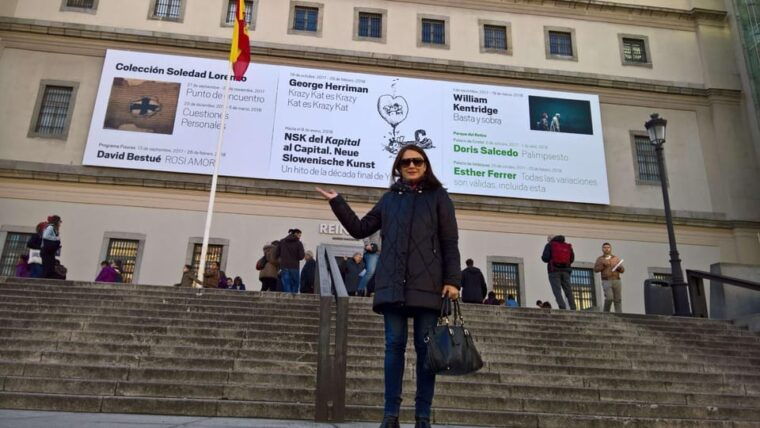Madrid Reina Sofia Museum & Picassos Guernica Private Tour - Exploring the Artworks in the Museum