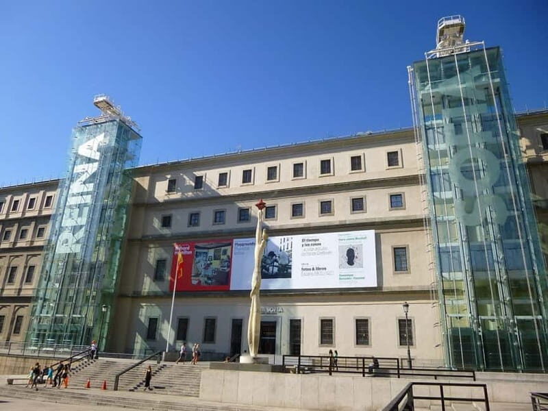 Madrid: Reina Sofia Museum private tour with local guide - Why This Tour Offers Great Value
