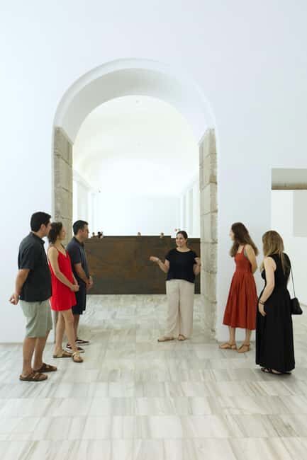 Madrid: Reina Sofía Small Group Tour & Skip-the-line Entry - FAQ