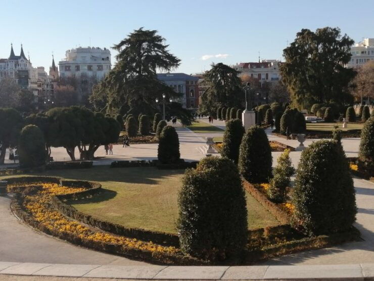Madrid: Retiro Park Walking Tour With Prado Museum Ticket - Highlights